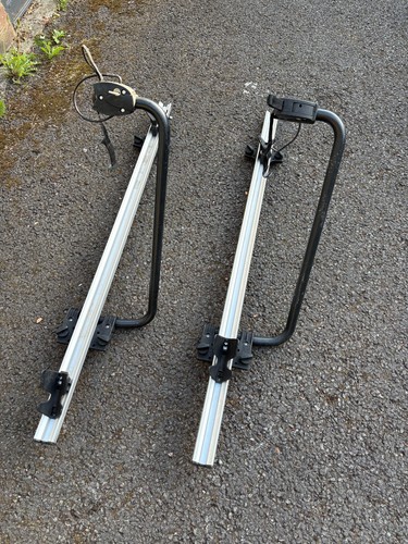 Thule bike carriers - , x2